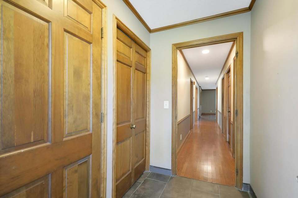 Building Photo - 7217 Glouchester Dr