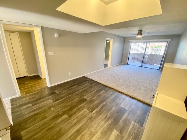 Building Photo - 2 bedroom 2 bath Condo near ASU