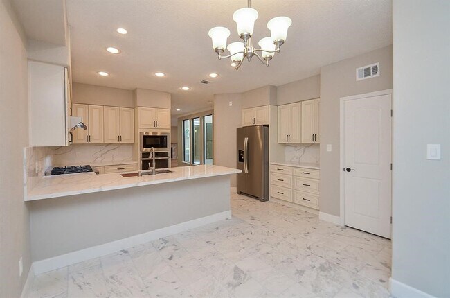 Building Photo - 15735 Tanya Cir