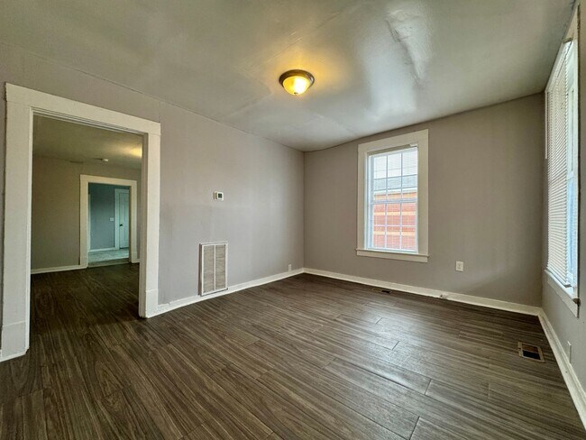 Building Photo - 3805 Alton Park Blvd