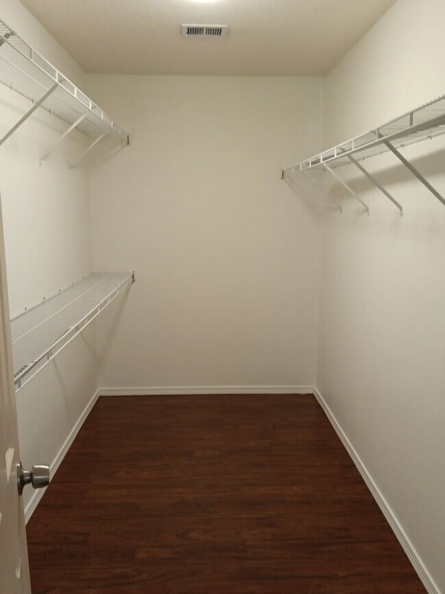 Building Photo - Stunning 4-bedroom, 3.5-bathroom home! Showings coming soon!