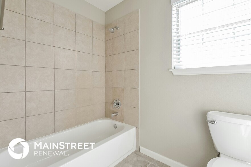 Building Photo - 7050 Hallie Ridge