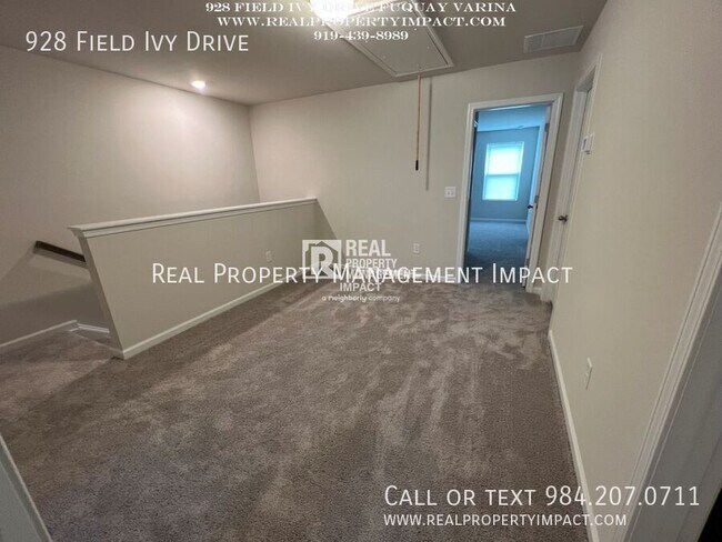 Building Photo - Newly Built 3 Bedroom 2.5 Bath, 2 Story Mo...