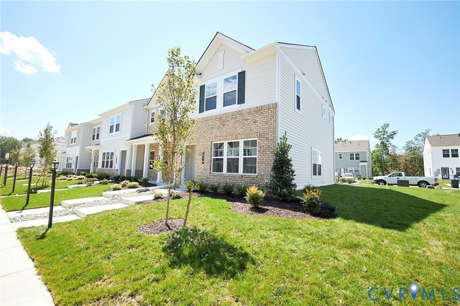 Building Photo - 214 Greenpark Rd