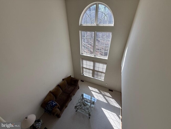 Building Photo - 256 Fountayne Ln