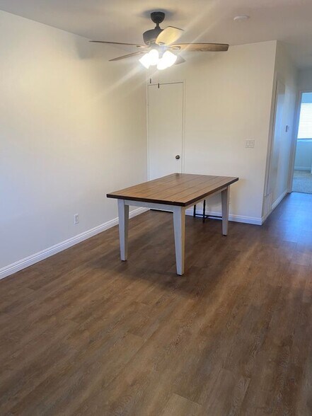 Building Photo - 1136 Acadia Pl