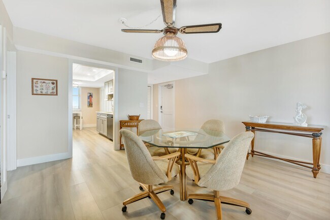 Building Photo - 1648 Jupiter Cove Dr
