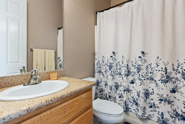 Building Photo - 49418 Wayne St