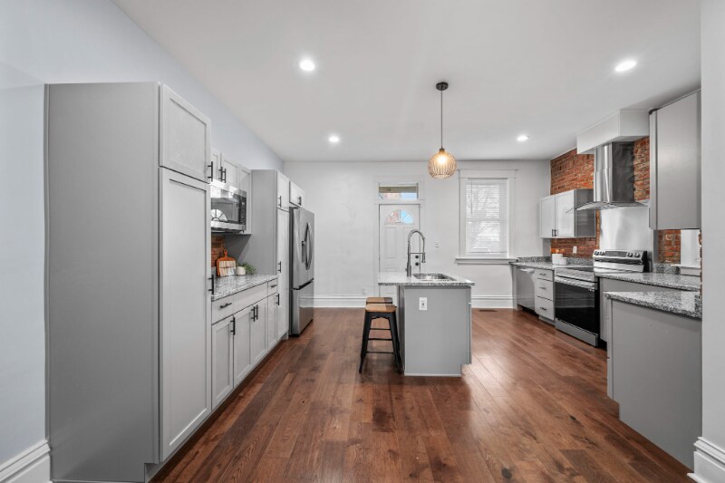 Building Photo - 4247 Chouteau Ave