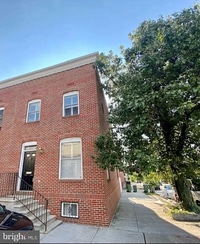 Building Photo - 1010 S Streeper St