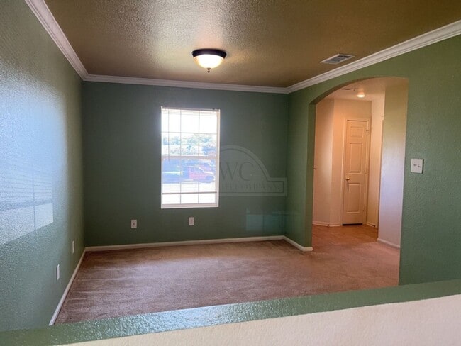Building Photo - 3000 Tangent Ct