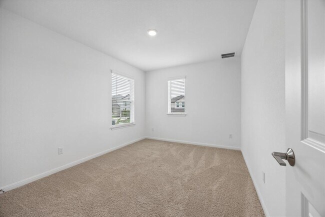 Building Photo - 6407 Rounded Pebble Ln