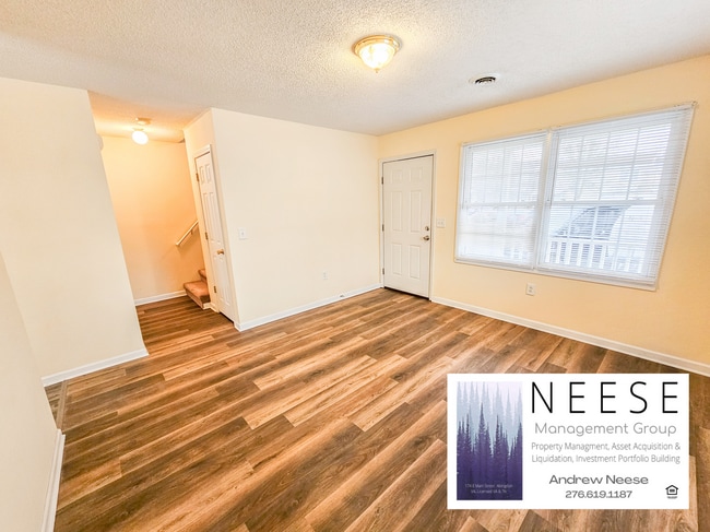 Building Photo - 640 Wyndale Rd