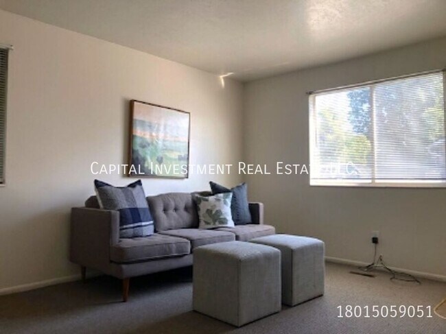 Building Photo - 2342 S 600 E