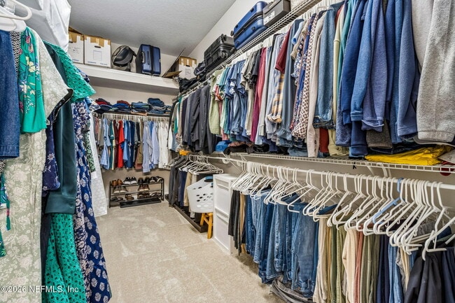 Building Photo - 209 Manor Ln