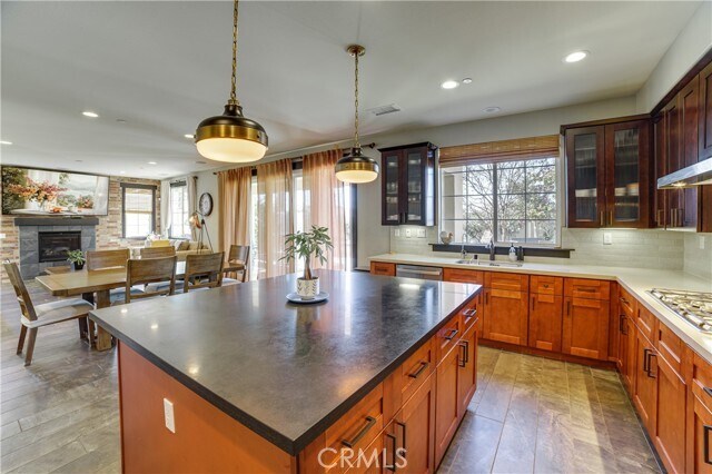 Building Photo - 1653 Lucas Ln