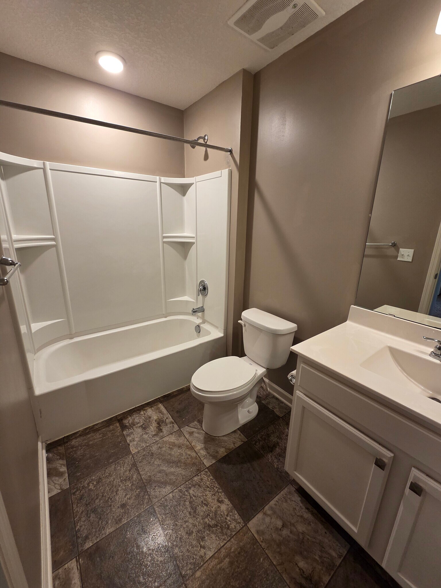 Building Photo - 8783 Granite Ln