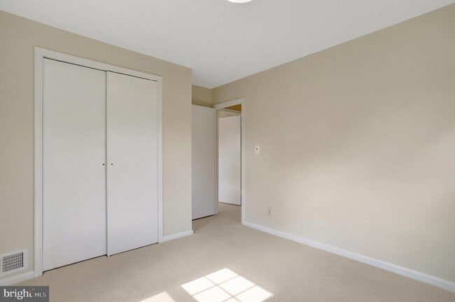 Building Photo - 7623 Arlen St