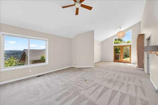 Building Photo - Gorgeous Executive Home Over Downtown Los Gatos