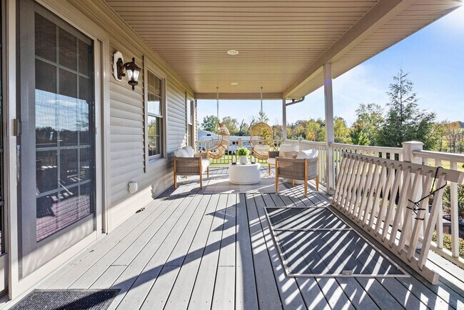 Building Photo - 45 Conklingtown Rd