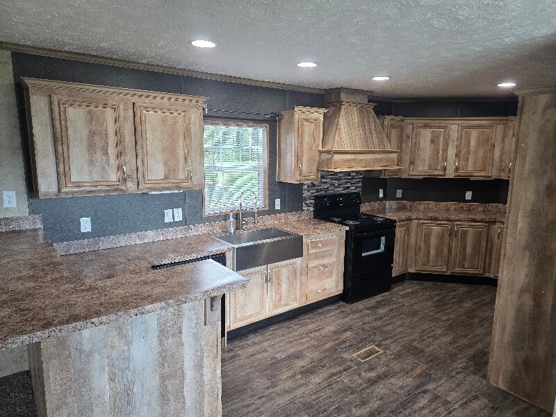 Building Photo - 3595 Co Rd 601
