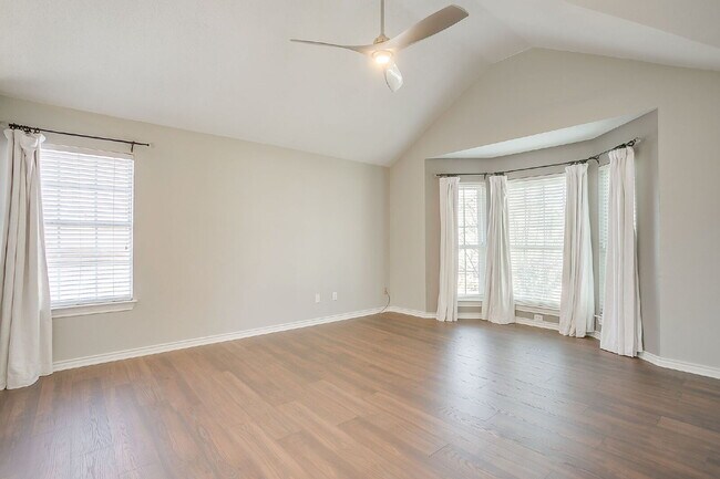 Building Photo - Beautifully Updated Home in Grapevine!