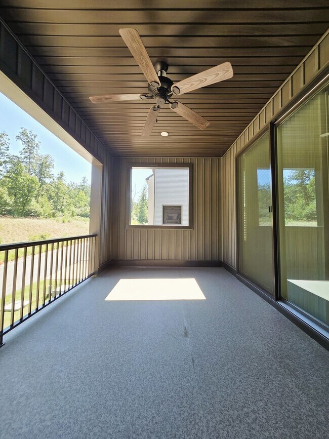 Building Photo - 2209 Cantina Ln
