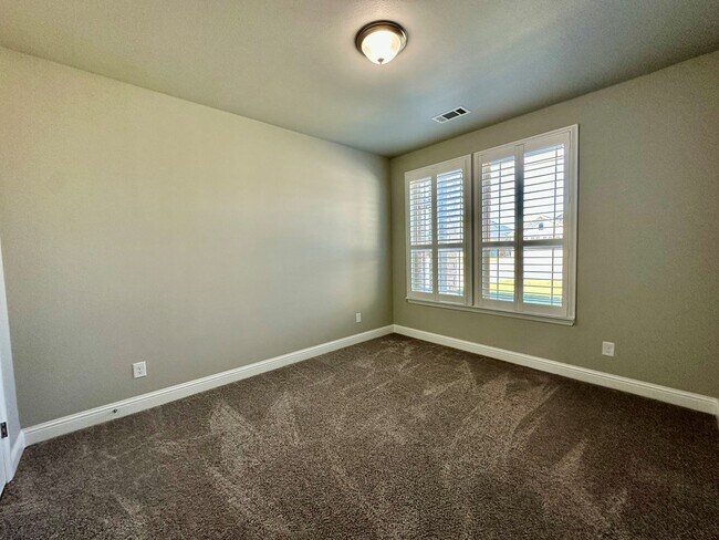 Building Photo - 8618 Alnwick Dr