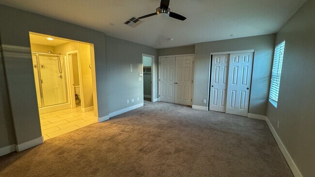 Building Photo - 4-bed, 2.5 bath, 2,498 sq ft home in Mount...