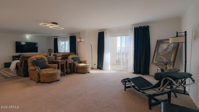 Building Photo - 7940 E Camelback Rd