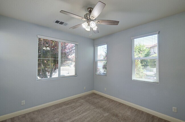 Building Photo - 1148 Cordova Ave