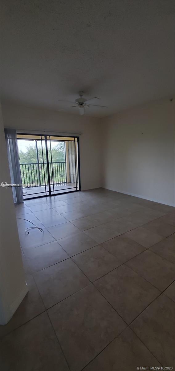 Building Photo - 3018 Alcazar Pl