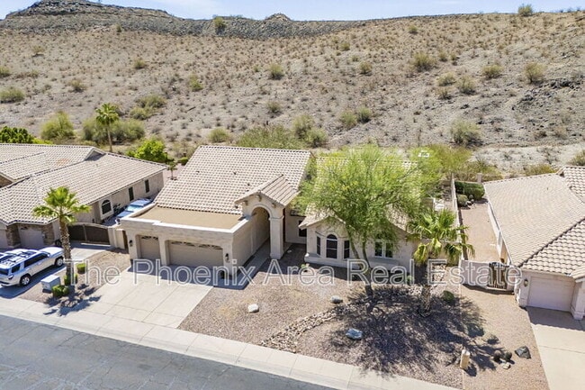 Building Photo - 1531 E Silverwood Dr