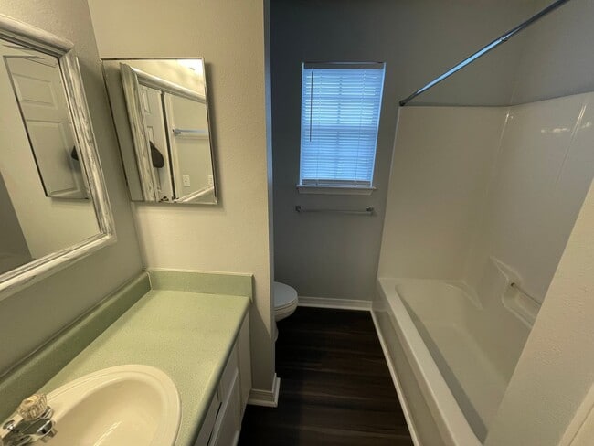Building Photo - Introducing a Charming Home Retreat Locate...