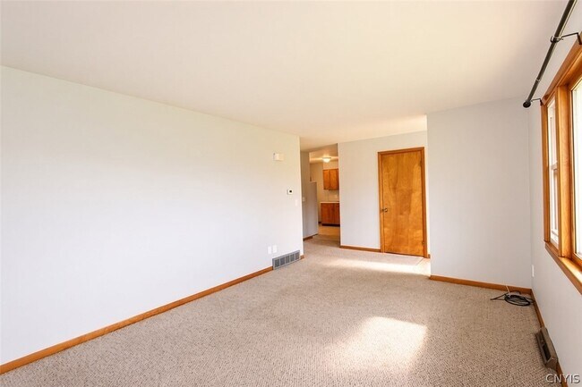 Building Photo - 8110 Halsey Rd