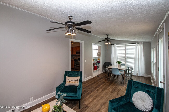 Building Photo - 1825 Frankfort Ave