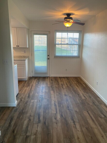 Building Photo - 10510 Kline Way