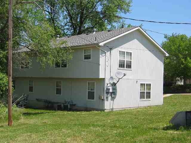 Building Photo - Quadruplex