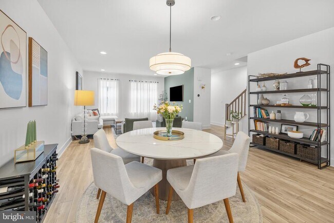 Building Photo - 42338 Nelsonville Ter