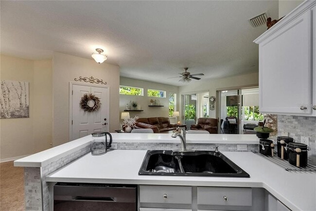 Building Photo - 2068 Sifield Greens Way