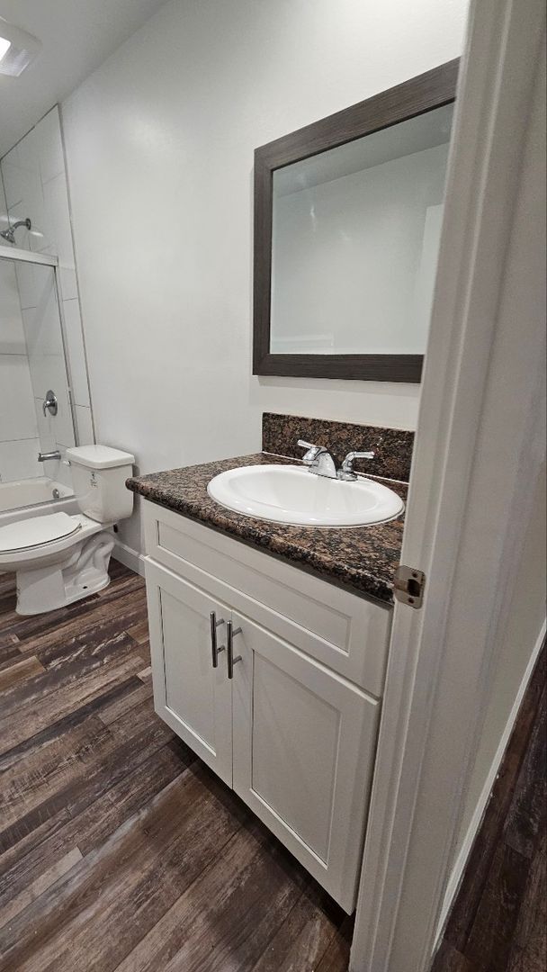 Building Photo - 23(1456,1458)