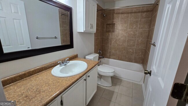 Building Photo - 1308 Red Deer Way