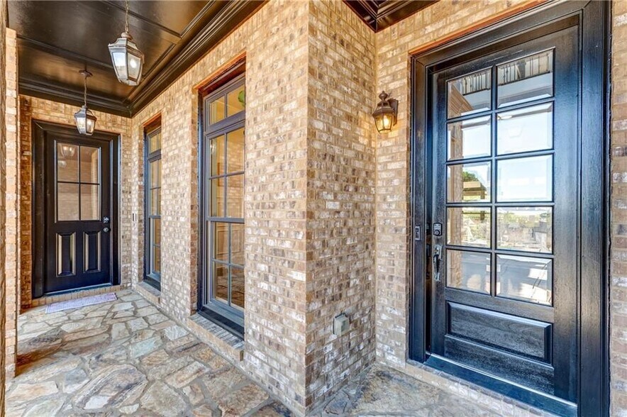 Building Photo - 1049 Highland Village Trail