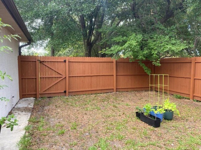 Building Photo - 55 Brittany Ln