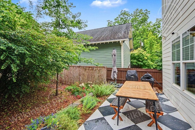 Building Photo - Luxurious & Upscale 3Br/2.5Bth, Perfect for Corporate Relocation, Professional Athlete, Successfu...