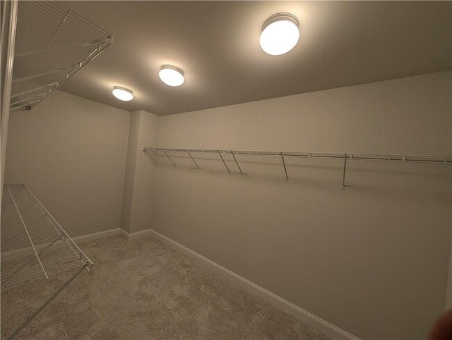 Building Photo - 406 Riverclub Rd