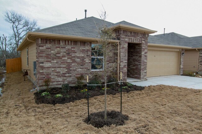 Building Photo - Charming 3-bedroom, 2-bath home in Briarcreek