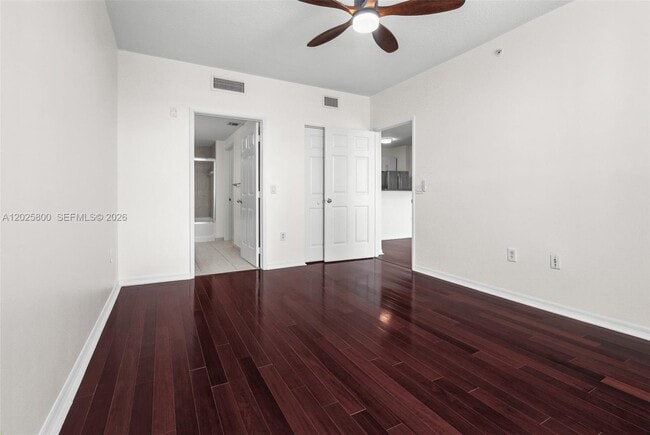Building Photo - 2421 NE 65th St