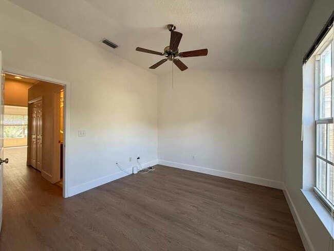 Building Photo - 2608 Chelsea Manor Blvd