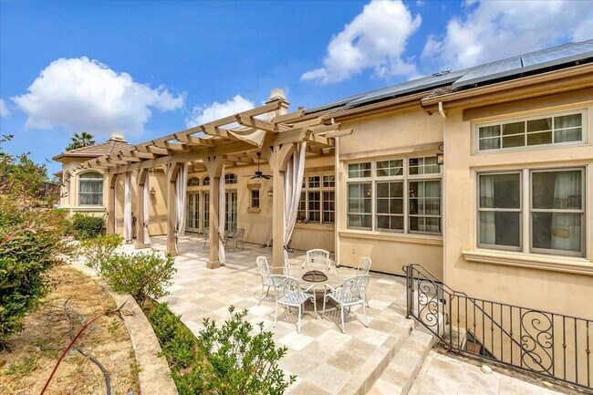 Building Photo - 15219 Sobey Rd